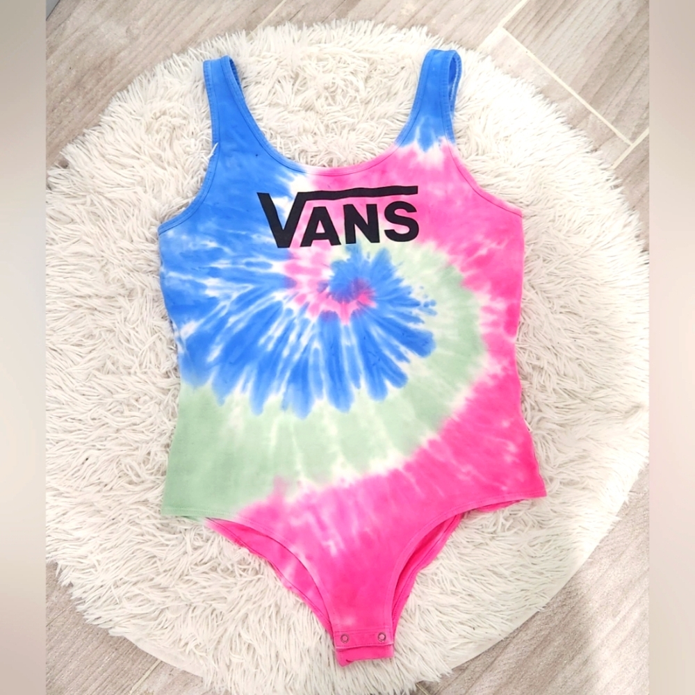 VAN woman's one piece